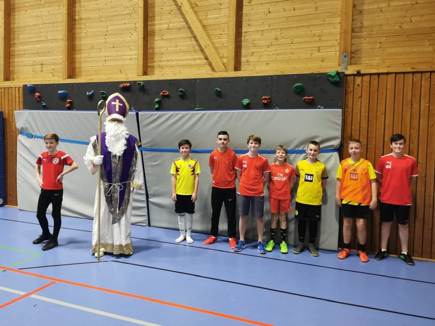 D1-Junioren (Besuch vom Nikolaus)